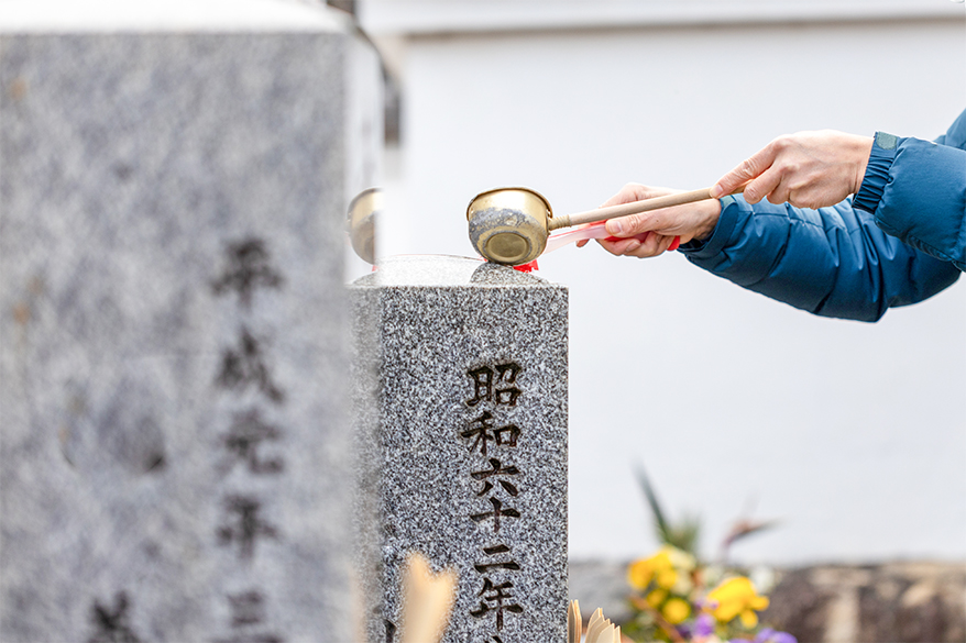 お墓をきれいに保つお掃除方法